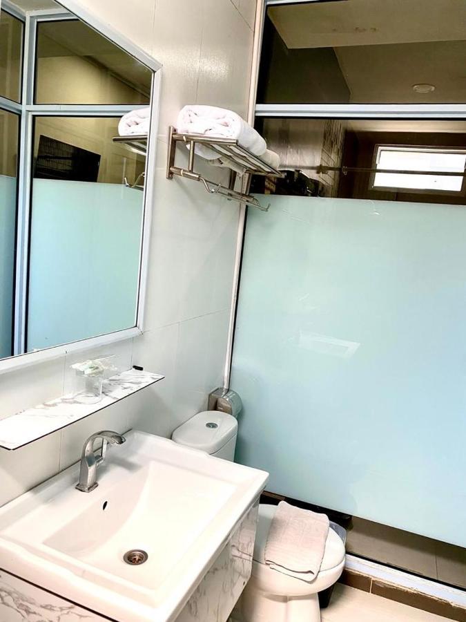 Os Hotel Tanjung Uncang Sagulung المظهر الخارجي الصورة