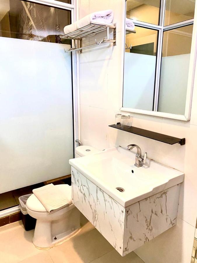 Os Hotel Tanjung Uncang Sagulung المظهر الخارجي الصورة